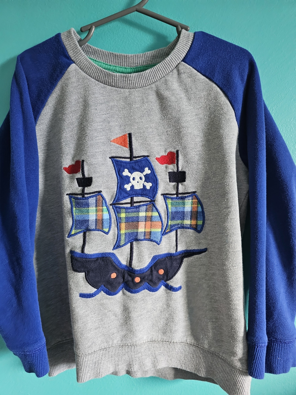 GYMBOREE - Gray and Blue Pirate Ship Sweatshirt. VHTF